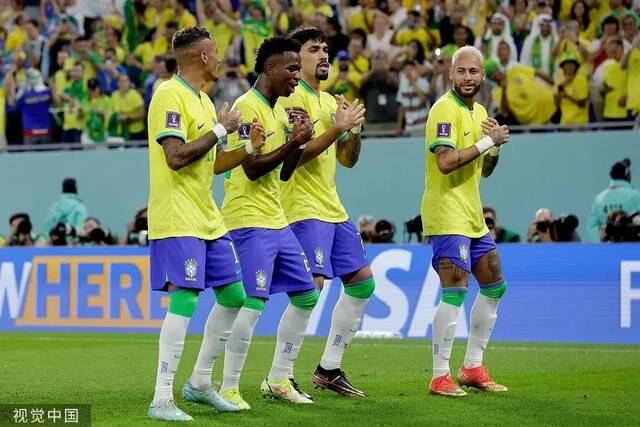 欧洲人，凭什么不让巴西球员进球后跳舞