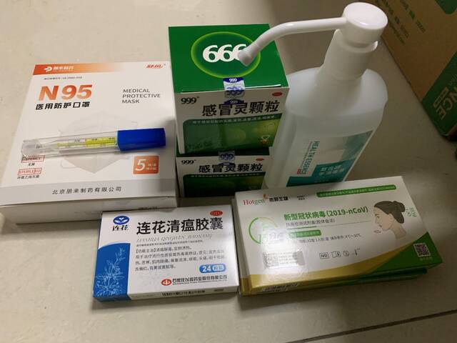 北京海淀：7500份健康礼包将陆续送达独居老人手中