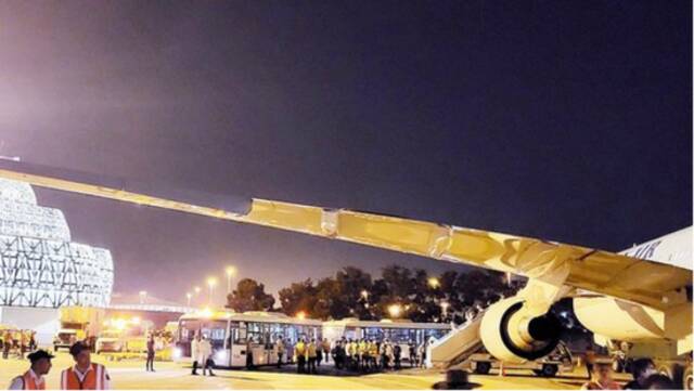 今年7月，大韩航空一架A330飞机也曾因发动机异常而紧急降落在阿塞拜疆首都巴库。图自韩媒