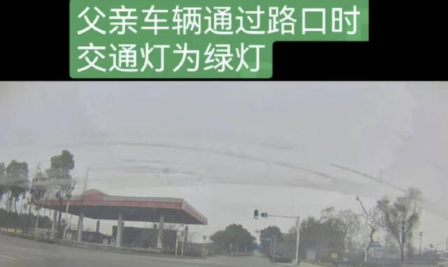 武汉120闯红灯致被撞司机溺亡，死者家属：医护人员停职半年，肇事司