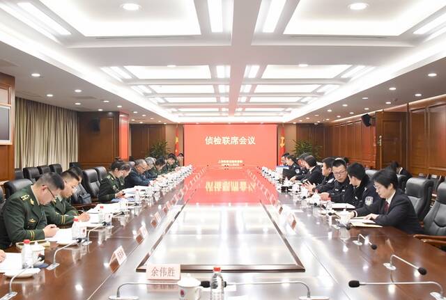 从一条短信挖出非法采砂黑产链:参与程度不同,主犯从犯如何认定?