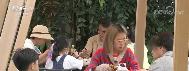 餐饮酒店业加快复苏 一线酒店入住率达九成