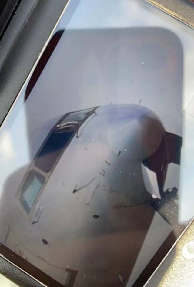 网友发布飞机照片