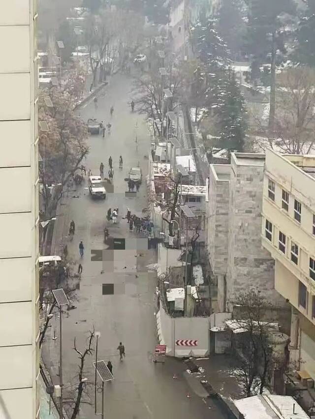 “伊斯兰国”分支机构宣称对阿临时政府外交部大楼附近爆炸负责