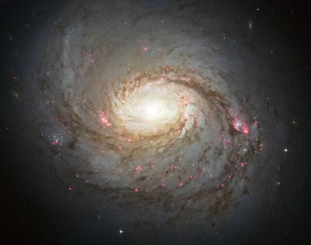 新研究表明银河系几乎缺少其一半的物质