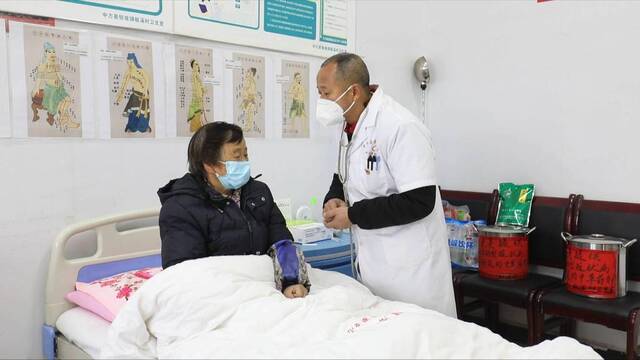 新华全媒+｜村医杨永贵：中西医结合守护乡邻健康