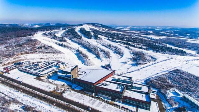 长春市天定山滑雪场。（受访者供图）