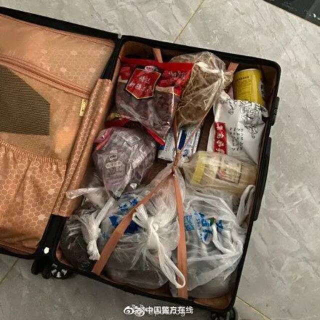 充电器一拔，后备箱大戏开场！