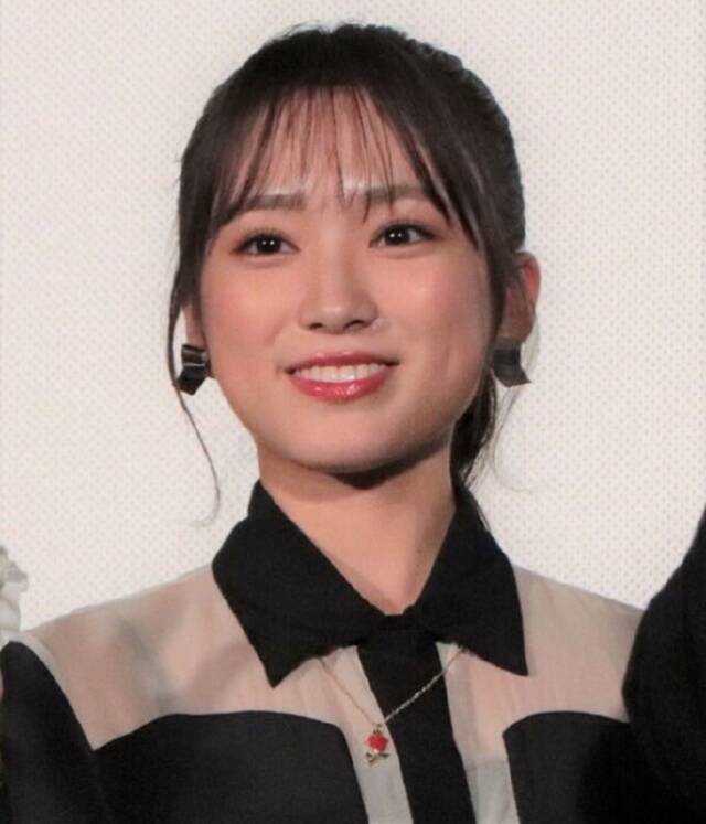 矢吹奈子