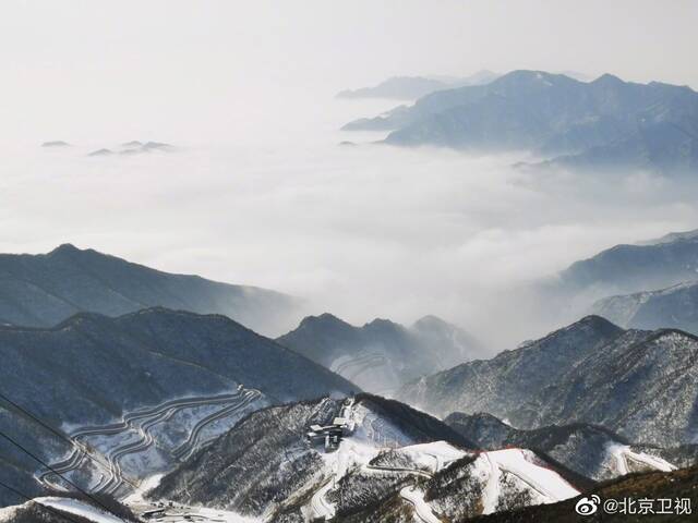 宛如仙境！雪后的延庆奥林匹克园区现云海景观