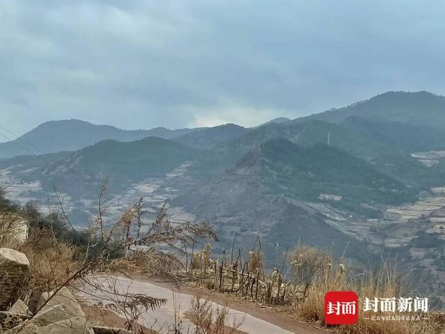 两兄弟失联地海拔超3000米，大山绵延