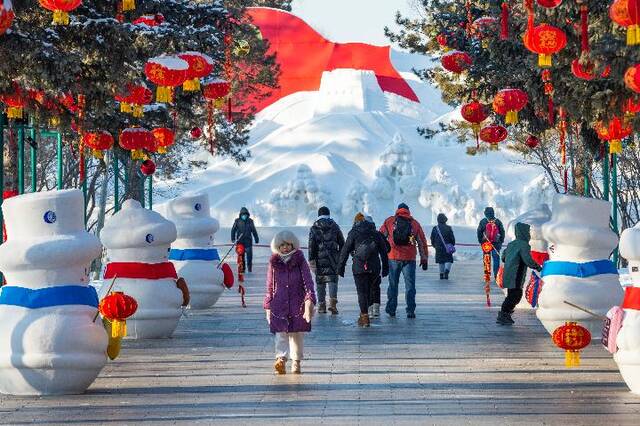“冰城”哈尔滨：下个冬天 冰雪再相逢