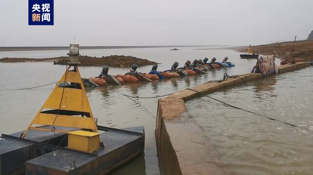 鄱阳湖水位持续下降 江西都昌再次启动“三级提水”