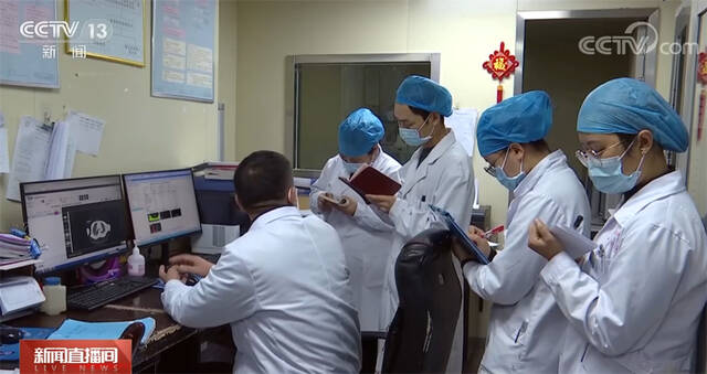 全国政协委员傅小云：壮大基层医疗队伍 打造一支带不走的医疗队