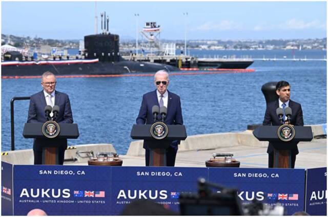 美英澳领导人宣布核潜艇计划，岸田文雄果然第一时间“支持”