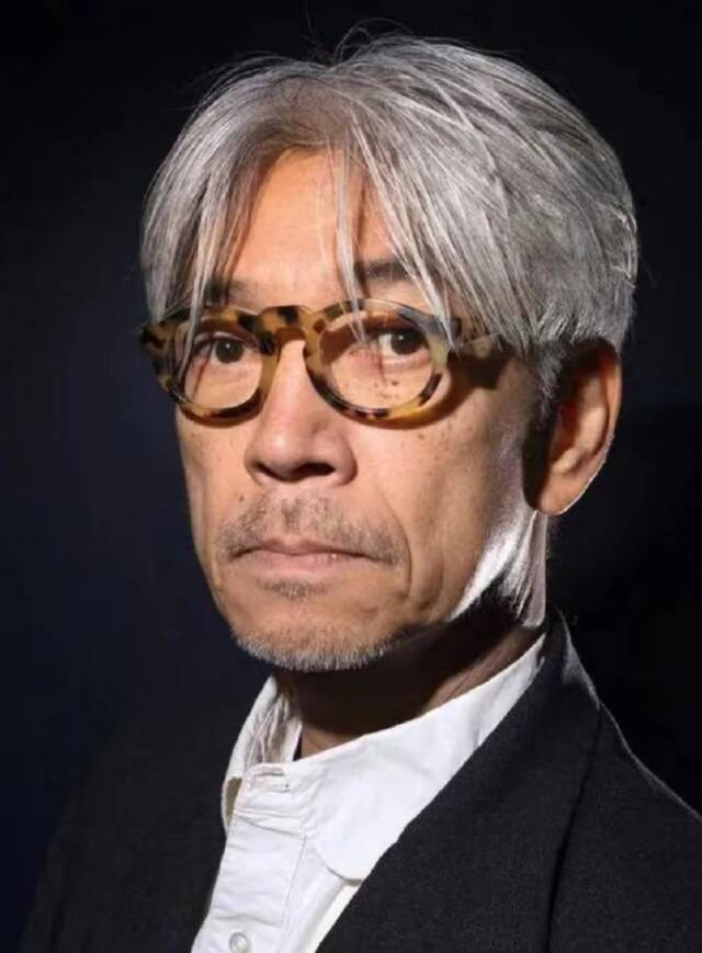 坂本龙一