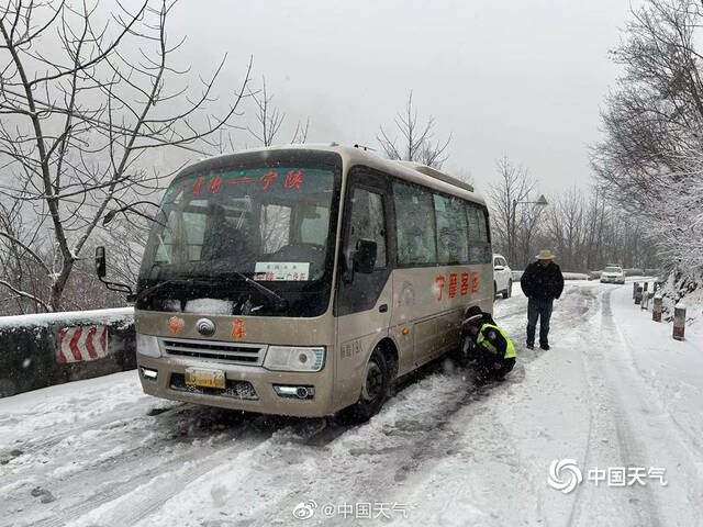 三月暴雪！河南山西陕西多地现桃花雪 40个暴雪预警信号生效中