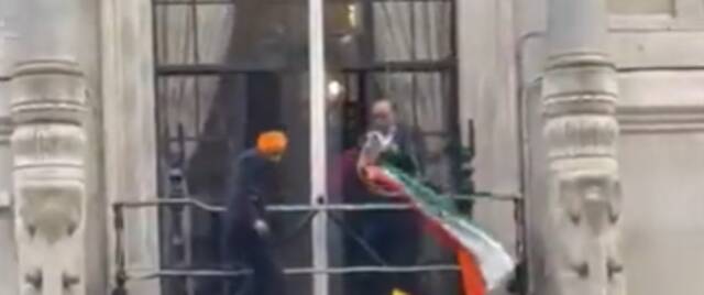 印外交部召见英国外交官！抗议有人闯印外交机构试图取下印度国旗