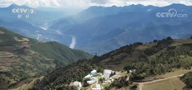 半山酒店里看雪山 云南迪庆特色体验引客来