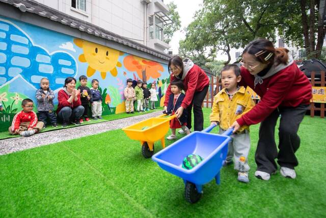 新华全媒+丨补齐“幼有所育”短板弱项——全国婴幼儿照护服务示范城市创建活动看点扫描