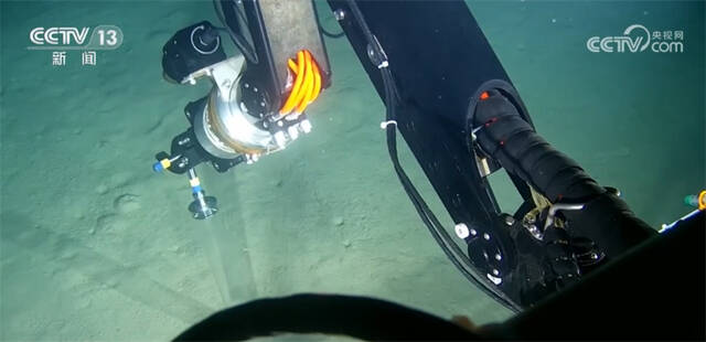 中科院深海所深海多功能移动作业系统4500米级海试成功