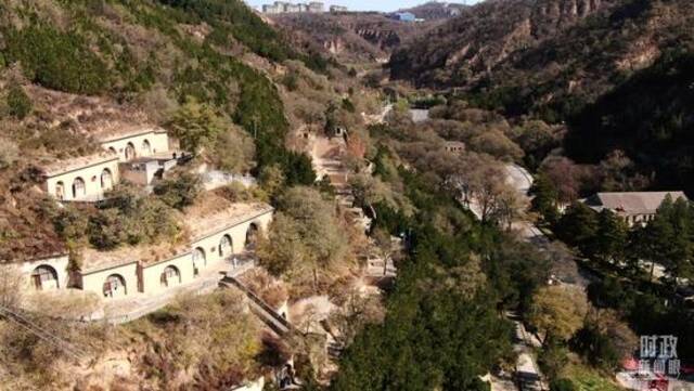 △杨家岭，延安革命纪念地。（总台记者刘海涛、钱金库拍摄）