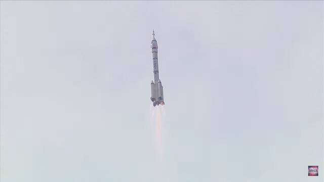 中国用神舟16号飞船将3名宇航员送上天宫空间站