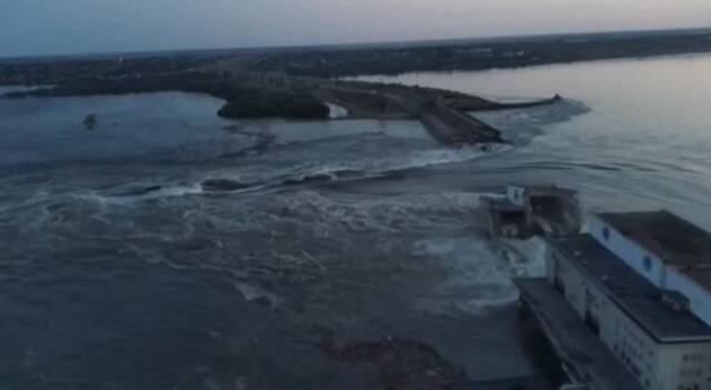乌官员称修复卡霍夫卡水电站大坝至少需要5年 俄媒称水库水位已下降超3.5米