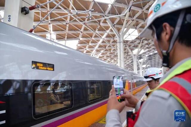 印尼媒体：雅万高铁8月17日将“如期开通”