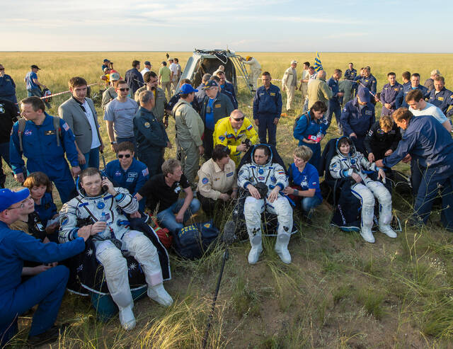太空中的这一天：2015年6月11日国际空间站工作人员返回地球