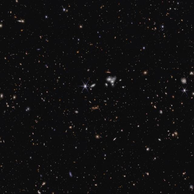 詹姆斯·韦伯太空望远镜在CEERS 1019星系探测到最远的活动超大质量黑洞