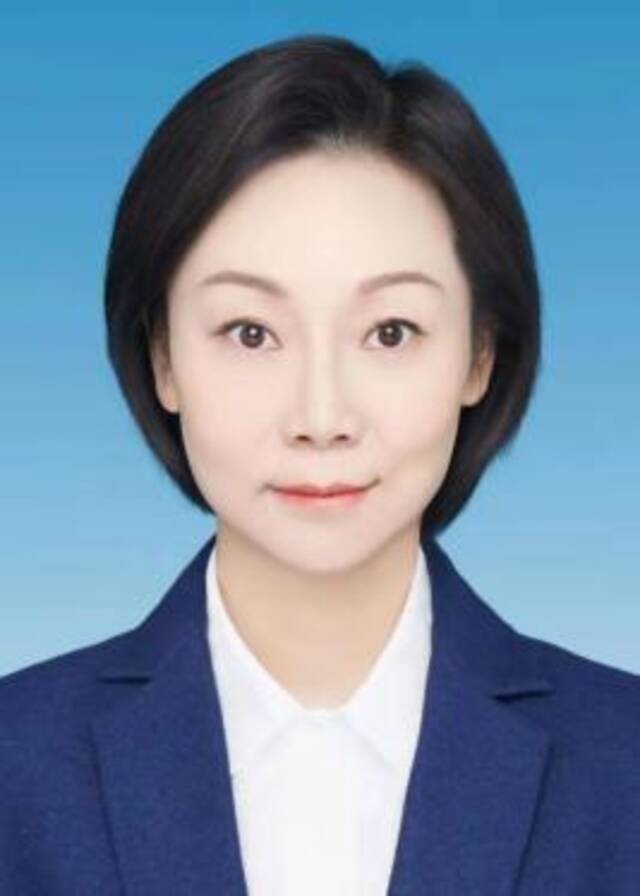 “75后”的她，任市委常委、常务副市长