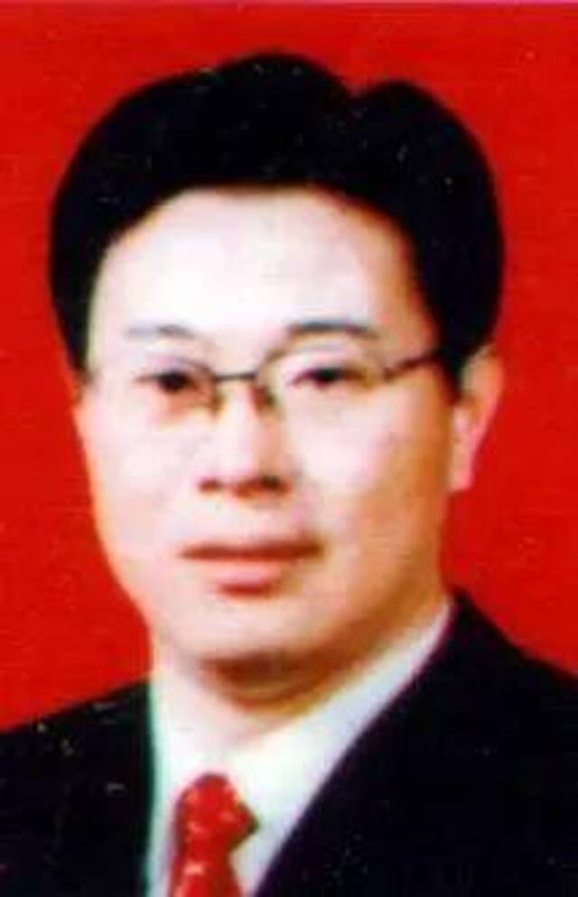 警示大会当天，原市长被查