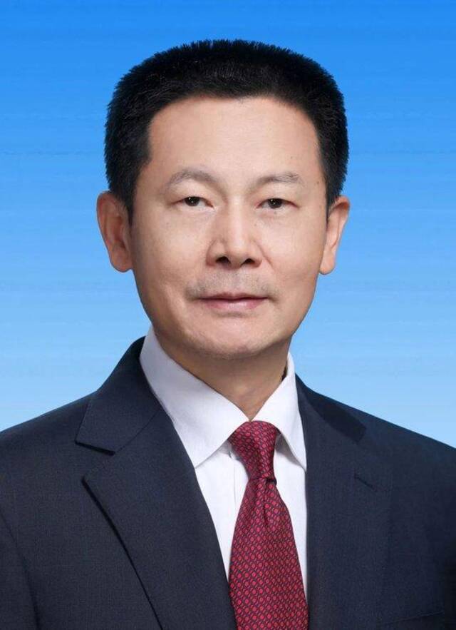 中共中央批准：吴清同志任上海市委副书记