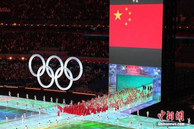 北京第二十四届冬季奥林匹克运动会开幕式现场。中新社记者崔楠摄