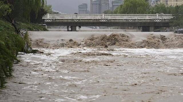 海河流域6条河发生有实测记录以来最大洪水，水利部全力防御