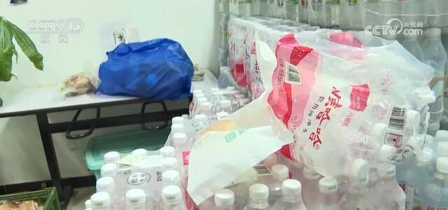 食品和物资准备充足 北京门头沟应急安置点秩序井然