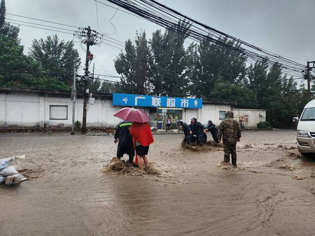 【防汛救灾 央企行动】新兴际华集团全力参与京津冀强降雨灾害救援保障工作