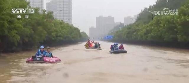 大数据绘出救援“加速度”：24小时，1.7万人来到涿州