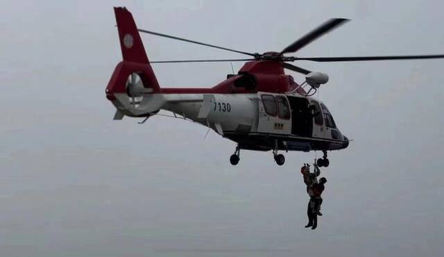 【防汛救灾 央企行动】中国海油紧急调派直升机和专业救援人员驰援河北涿州