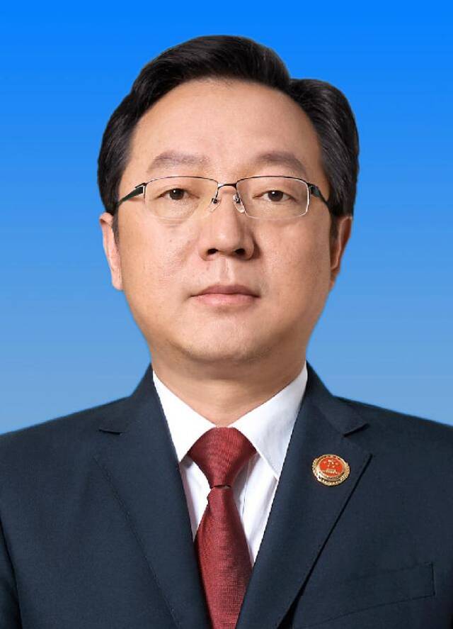 湖北省武汉市江岸区检察院检察长杨屹东
