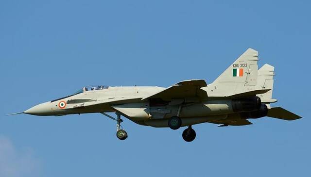 又炒作！外媒：印度在印控克什米尔部署米格-29，提到“中巴威胁”