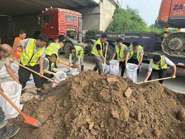 【抢险救灾 我们在前线】中国建筑闻“汛”而动 持续奋战在抗灾一线