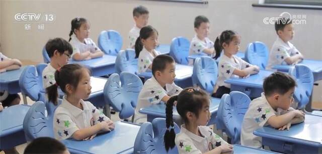 秋季开学临近 上海各中小学校积极应对新生入学