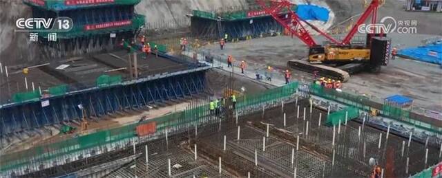 西部陆海新通道骨干工程开工建设满一年 未来如何实现通江达海？