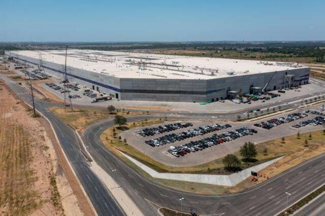 特斯拉位于德克萨斯州的超级工厂图源：彭博社