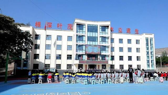 9月1日，甘肃省兰州市第二十九中学举行开学典礼。新华社记者郎兵兵摄