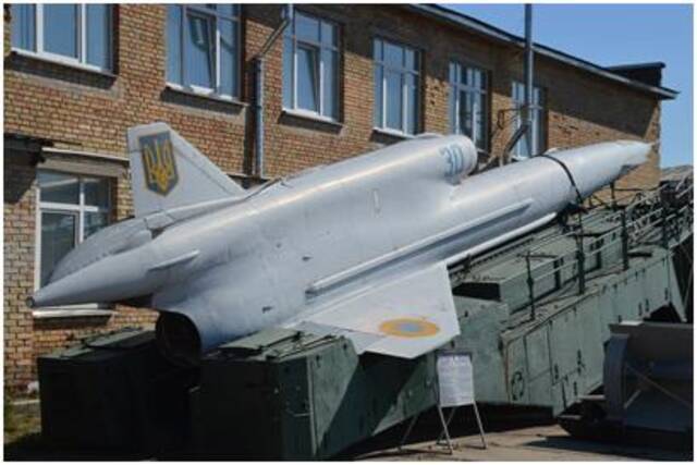 美媒：为打击俄纵深目标，乌克兰正研发射程可达2000公里巡航导弹