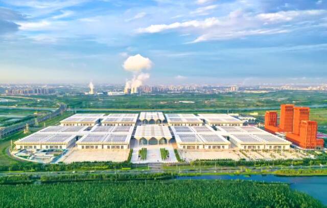 中国建筑承建的国家会展中心（天津）全面交付投用
