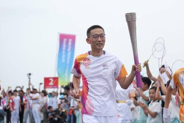 陈雨菲、施一公、郭晶晶，前三棒！亚运火炬今天重回杭州传递